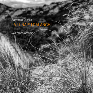 La luna e i calanchi