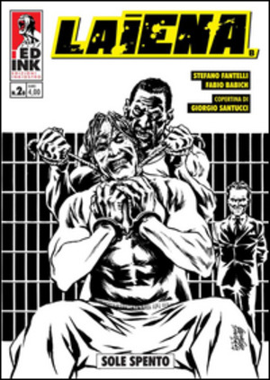 Sole spento. La Iena. Con Libro in brossura: The Cannibal Family's Rooms