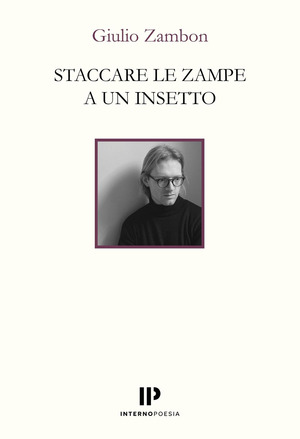 Staccare le zampe a un insetto